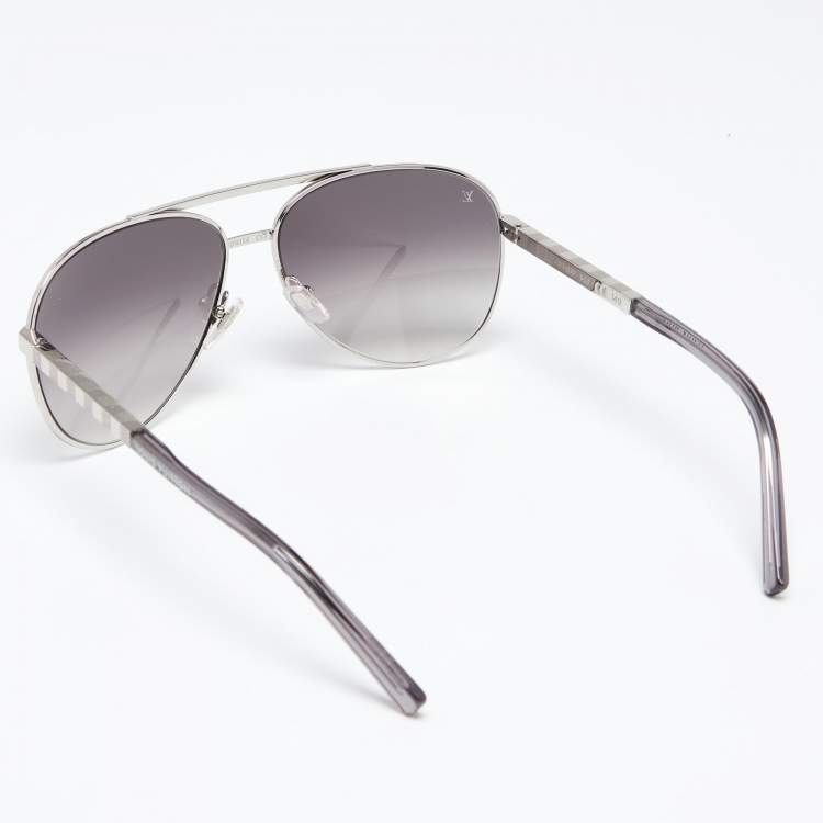 Louis Vuitton Attitude Pilote sunglasses  Square sunglasses women  Sunglasses women Square sunglasses