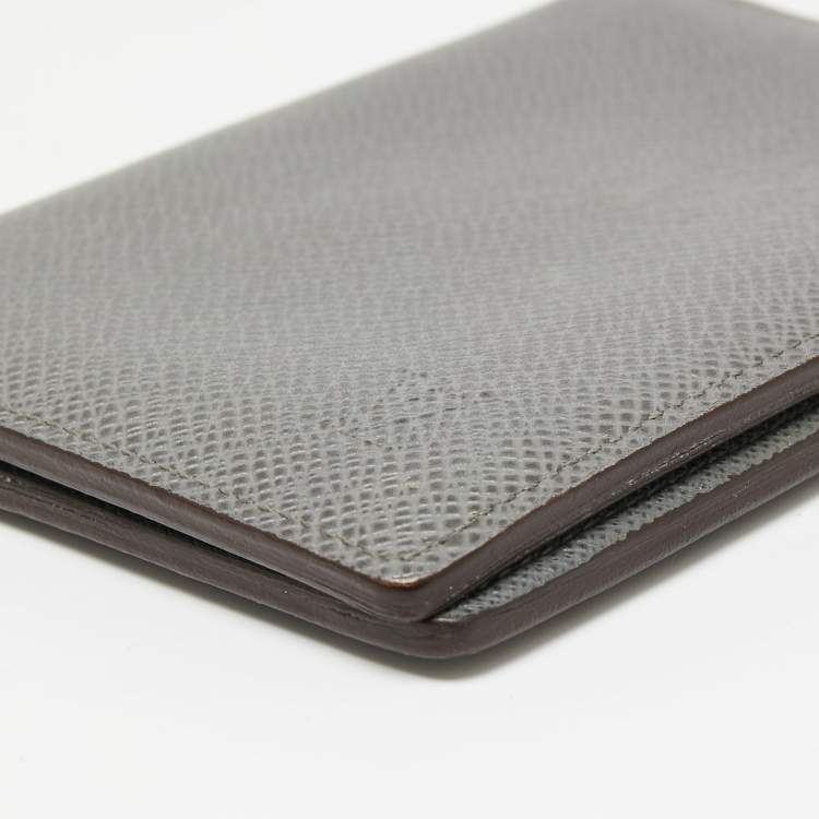 Pre Owned Louis Vuitton Glacier Taiga Leather Passport Holder