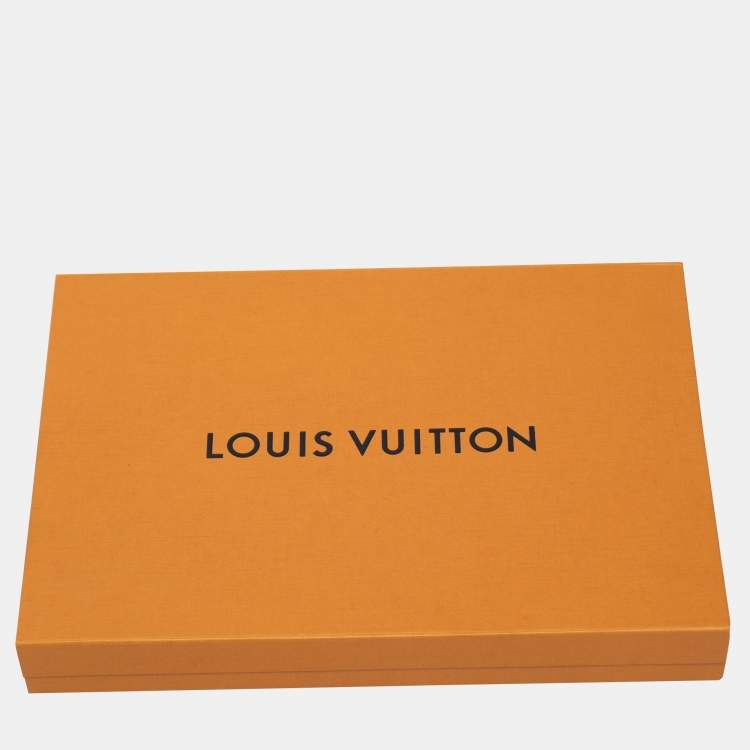 مملوكة مسبقًا Louis Vuitton Blue Wool Cashmere Monogram Denimbellished City Scarf
