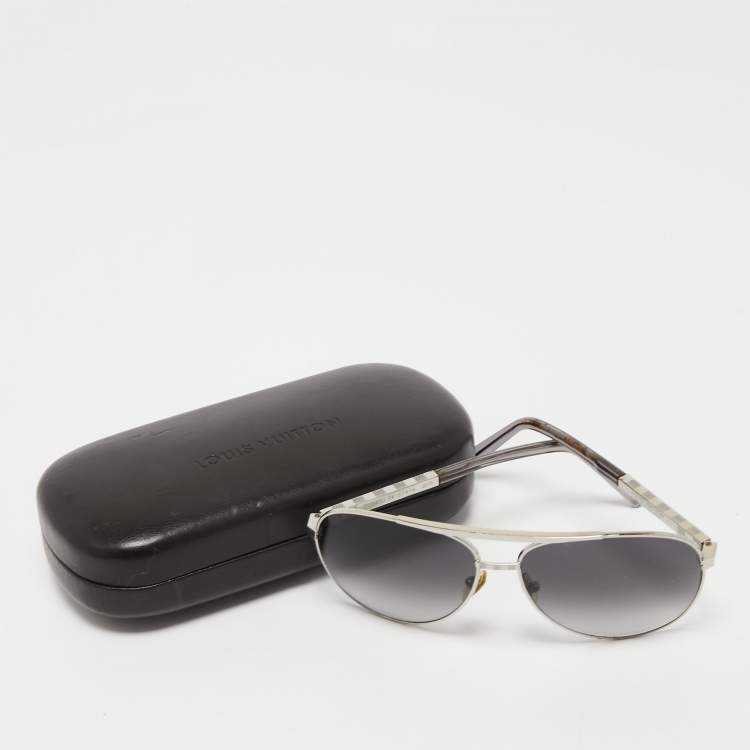 مملوكة مسبقًا Louis Vuitton Black Z034OU Altitude Pilot Sunglasses