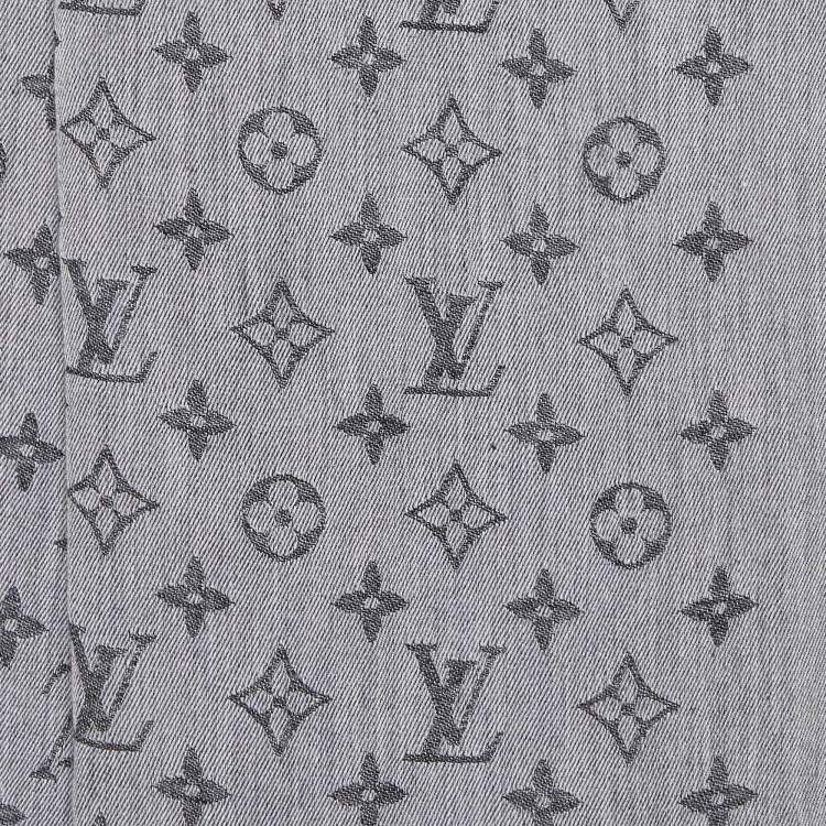 Pre Owned Louis Vuitton Grey Cotton Monogram Essentials Stole