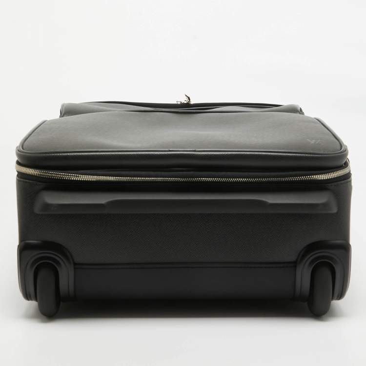 Pre Owned Louis Vuitton Black Taiga Leather Pegase 55 Luggage