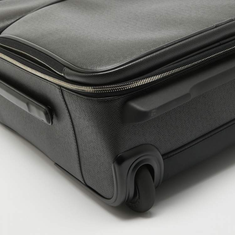 Pre Owned Louis Vuitton Black Taiga Leather Pegase 55 Luggage