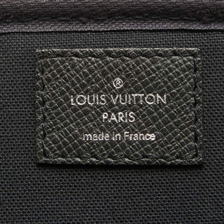 Pre Owned Louis Vuitton Black Taiga Leather Odessa Computer Case Bag