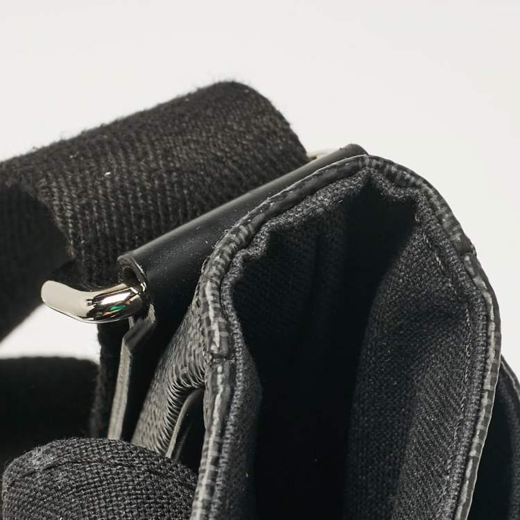 Pre Owned Louis Vuitton Damier Graphite Canvas District PM Bag