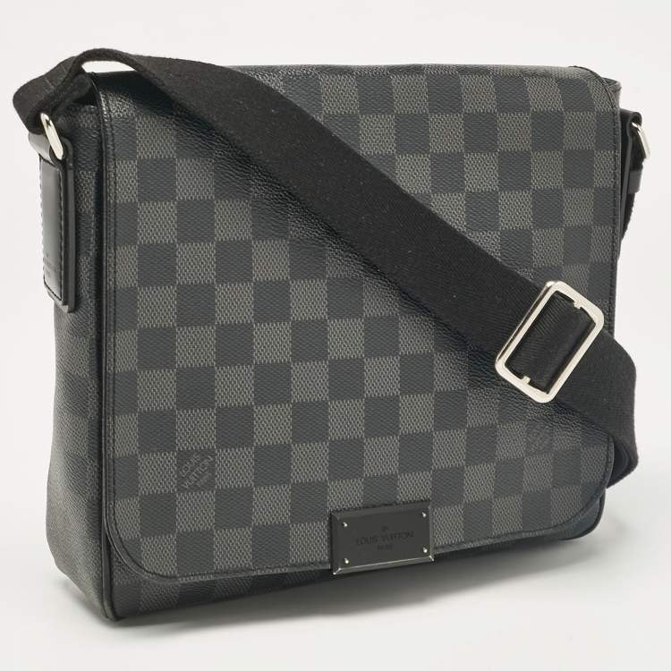 Pre Owned Louis Vuitton Damier Graphite Canvas District PM Bag
