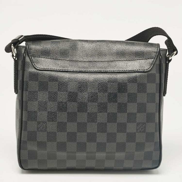 Pre Owned Louis Vuitton Damier Graphite Canvas District PM Bag