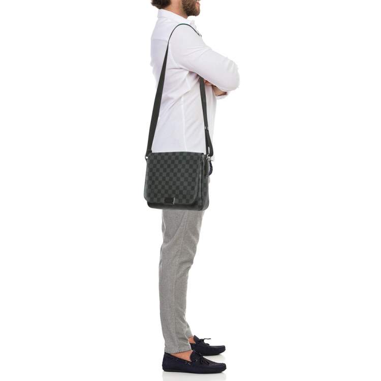 Pre Owned Louis Vuitton Damier Graphite Canvas District PM Bag