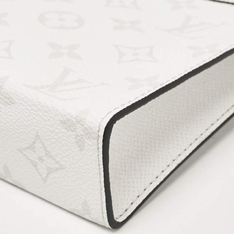 Pre Owned Louis Vuitton Optic White Taigarama Canvas Gaston Wearable Wallet