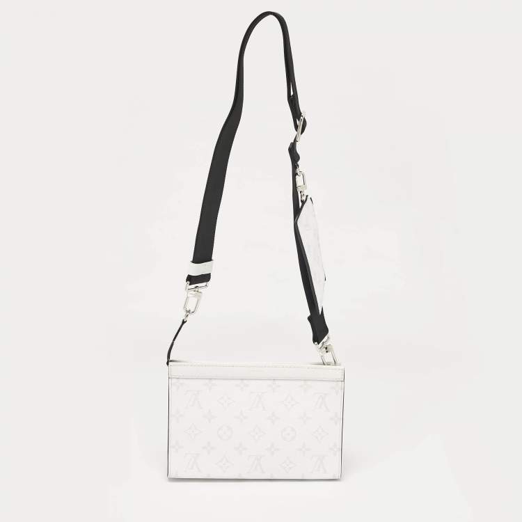Pre Owned Louis Vuitton Optic White Taigarama Canvas Gaston Wearable Wallet