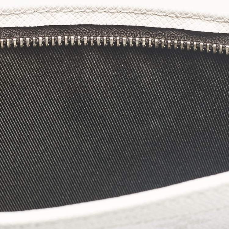 Pre Owned Louis Vuitton Optic White Taigarama Canvas Gaston Wearable Wallet