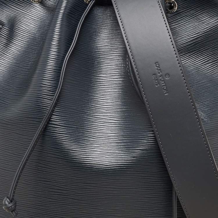 Pre Owned Louis Vuitton Navy Blue Epi Leather Noe Marin Bag