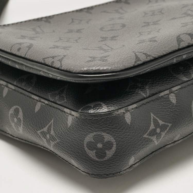 Pre Owned Louis Vuitton Monogram Eclipse Reverse Canvas Trio Messenger Bag