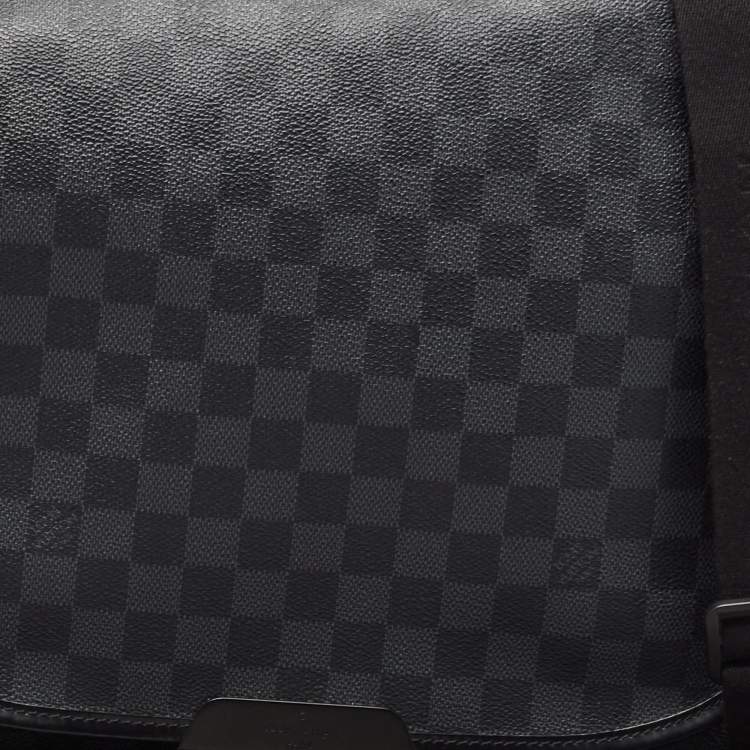Pre Owned Louis Vuitton Damier Graphite Canvas Daniel MM Messenger Bag