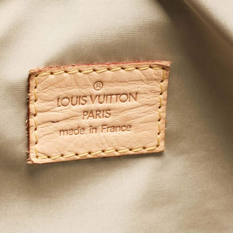 مملوكة مسبق ًا Louis Vuitton Terre Damier Geant Canvas Messenger Bag