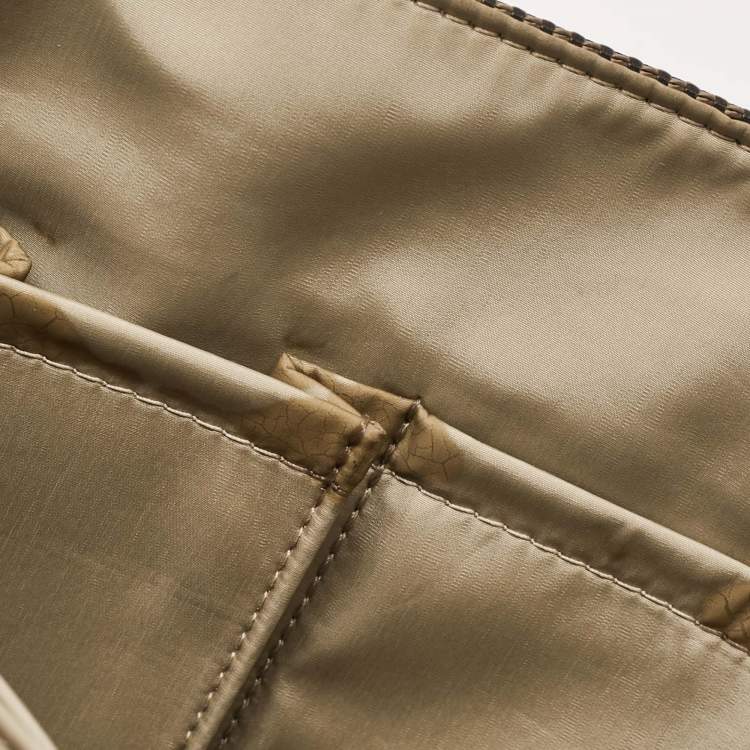 مملوكة مسبقًا Louis Vuitton Terre Damier Geant Canvas Messenger Bag