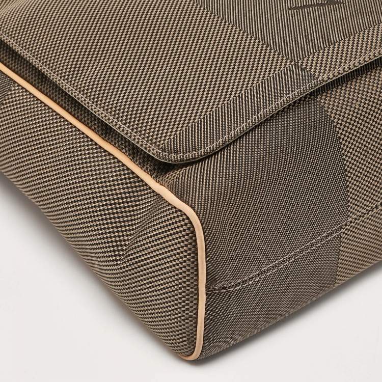 مملوكة مسبقًا Louis Vuitton Terre Damier Geant Canvas Messenger Bag