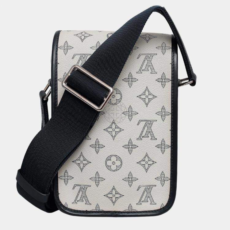 Pre Owned Louis Vuitton Savane Monogram Chapman Messenger Bag