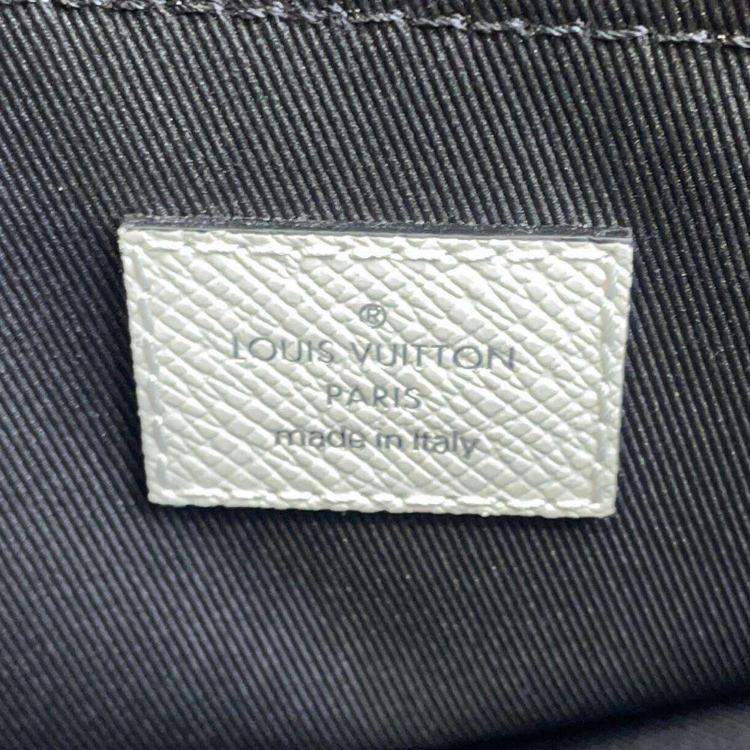 Pre Owned Louis Vuitton Antarctica Taigarama Monogram Outdoor Messenger PM