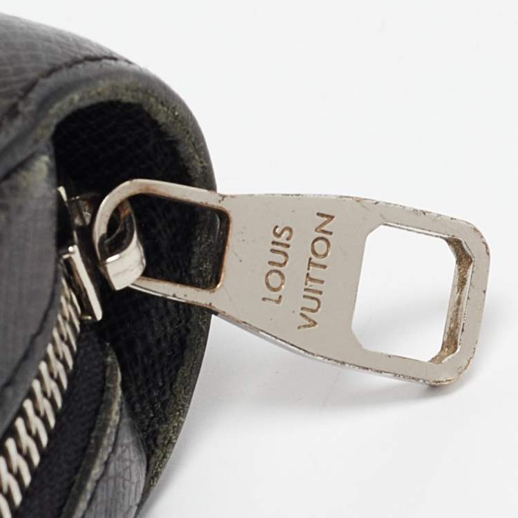 Pre Owned Louis Vuitton Glacier Taiga Leather Zippy XL Wallet