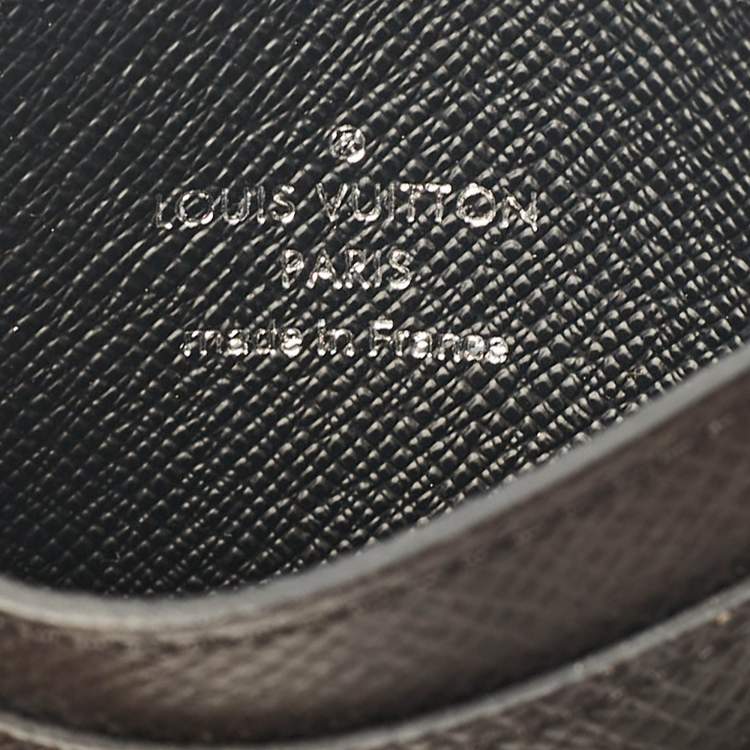 Pre Owned Louis Vuitton Black Taiga Leather Card Holder