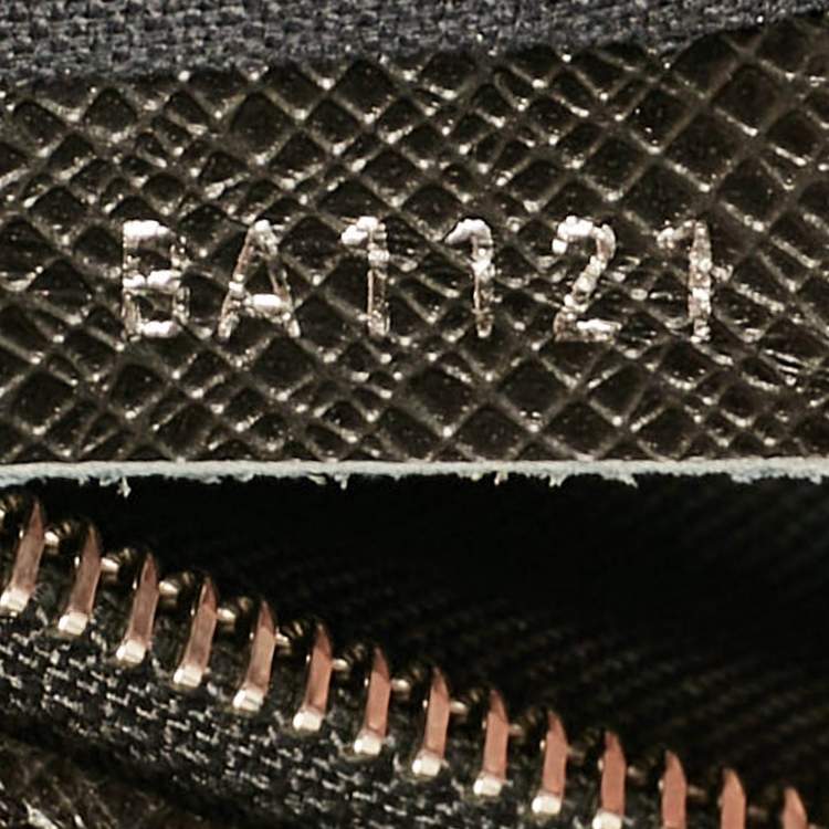 Pre Owned Louis Vuitton Black Taiga Leather Roman MM Bag