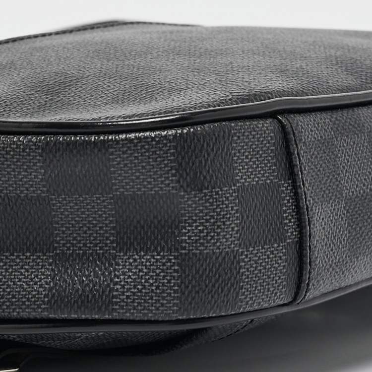 Pre Owned Louis Vuitton Damier Graphite Canvas Ambrel Bag