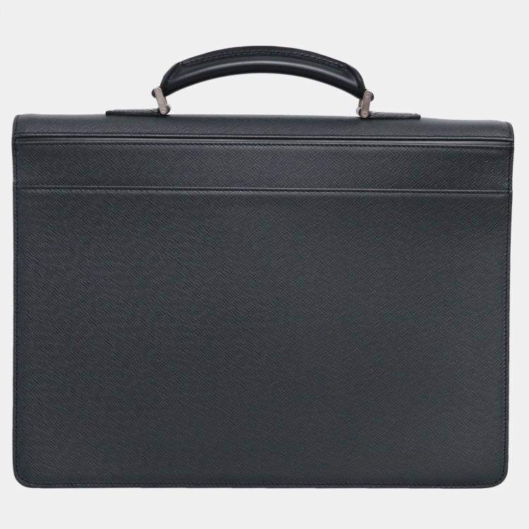 Pre Owned Louis Vuitton Black Taiga Leather Laguito Briefcase