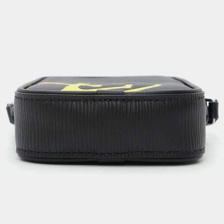 Pre Owned Louis Vuitton Noir Epi Leather Danube Lv Circle PM Bag