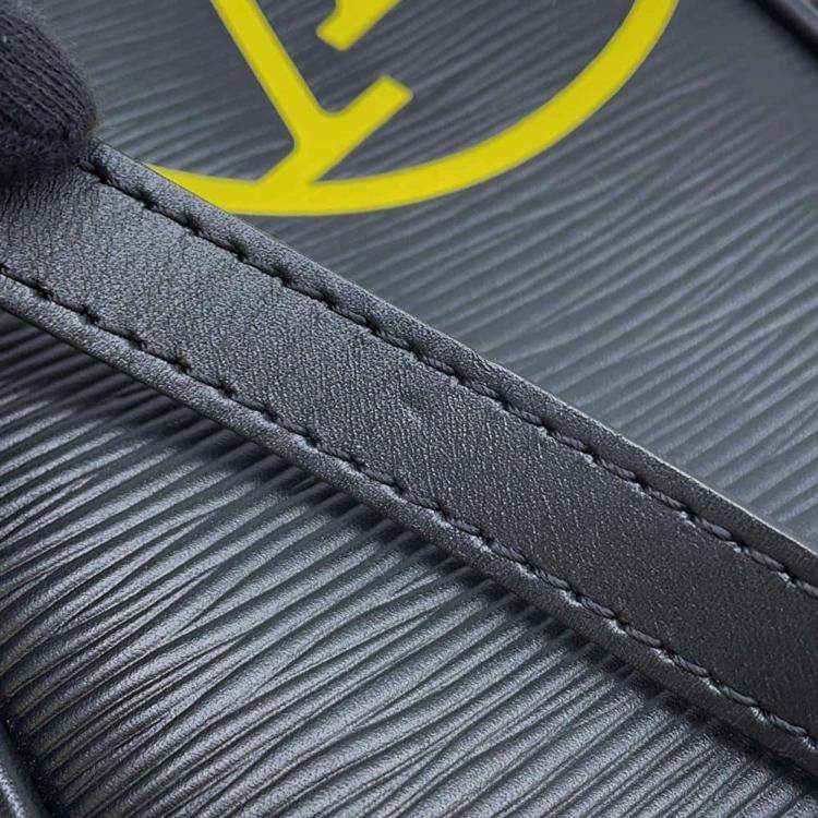 Pre Owned Louis Vuitton Noir Epi Leather Danube Lv Circle PM Bag