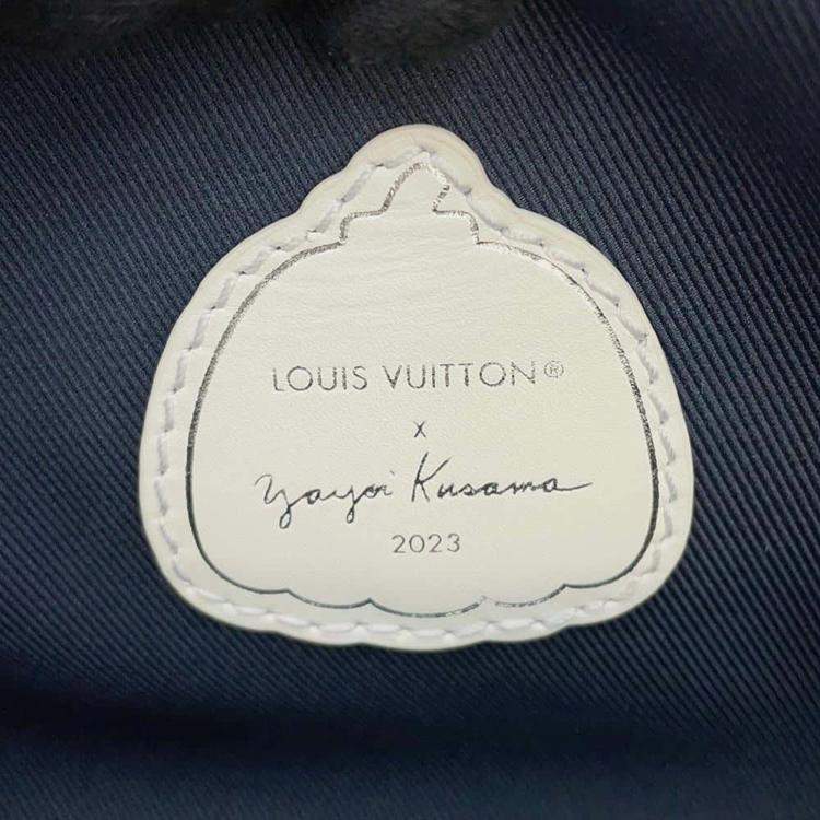 Pre Owned  Louis Vuitton X Yayoi Kusama Blanc Taurillon Leather Maxi Bumbag