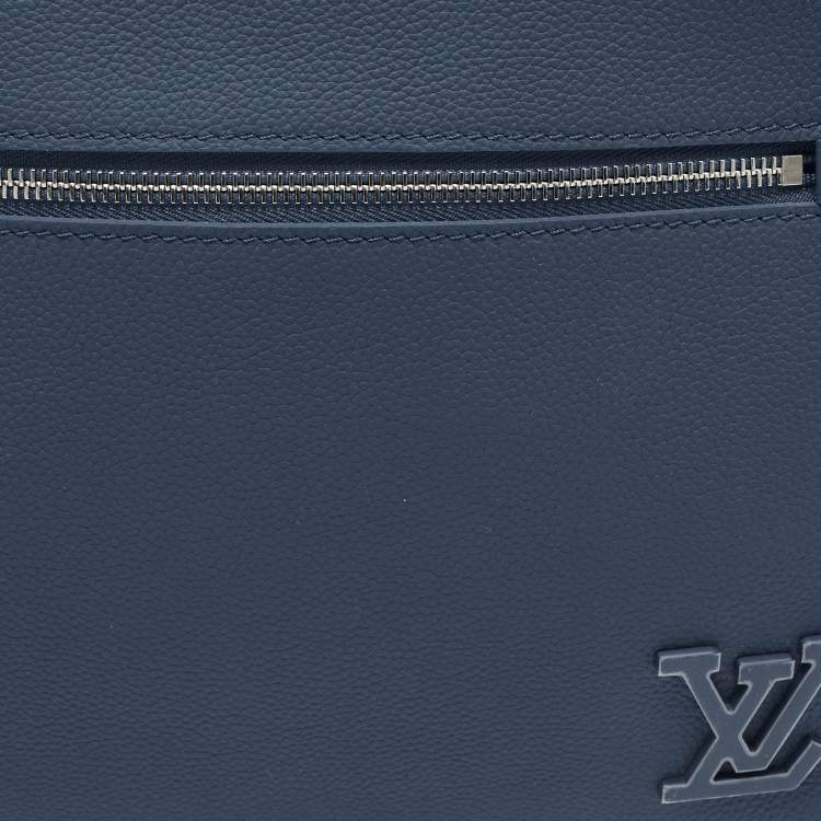 Pre Owned Louis Vuitton Bleu Atlantique Leather Takeoff Pouch