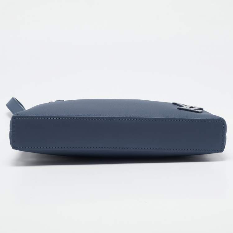 Pre Owned Louis Vuitton Bleu Atlantique Leather Takeoff Pouch