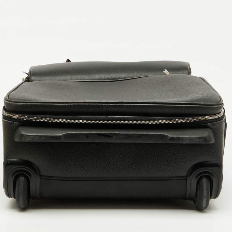 Pre Owned Louis Vuitton Black Taiga Leather Pegase Legere 55 Business Suitcase