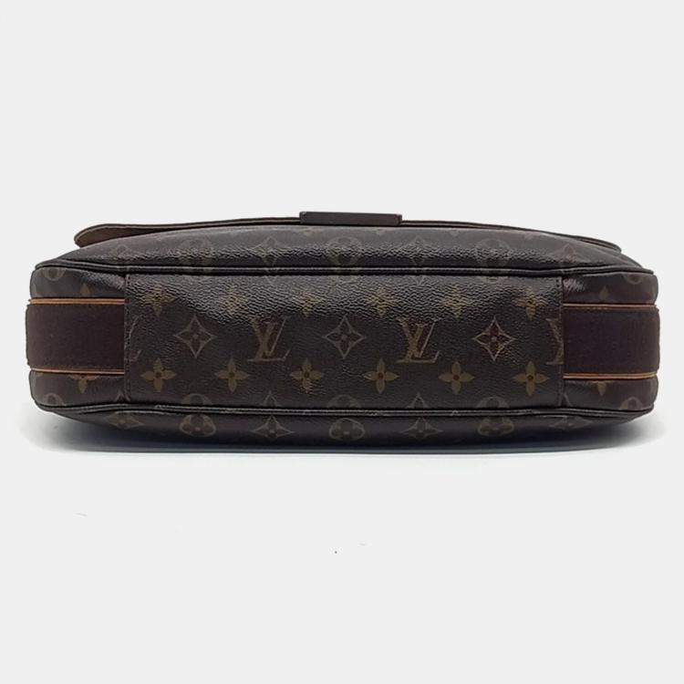 Pre Owned Louis Vuitton Brown Coated Canvas Messenger Beaubourg GM Bag