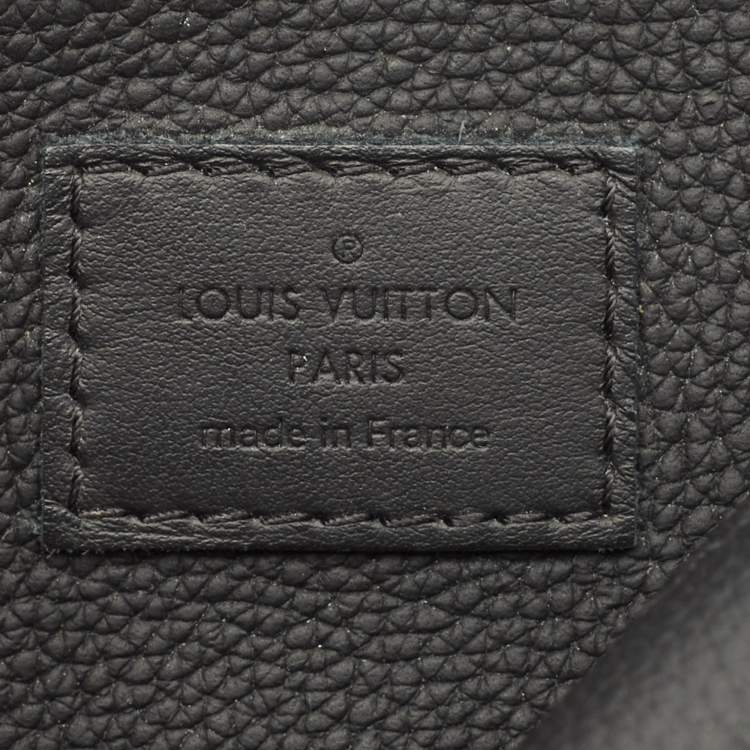 Pre Owned Louis Vuitton Black Leather Take Off Sling Bag