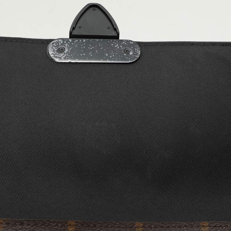Pre Owned Louis Vuitton Monogram Macassar Canvas S Lock Pouch