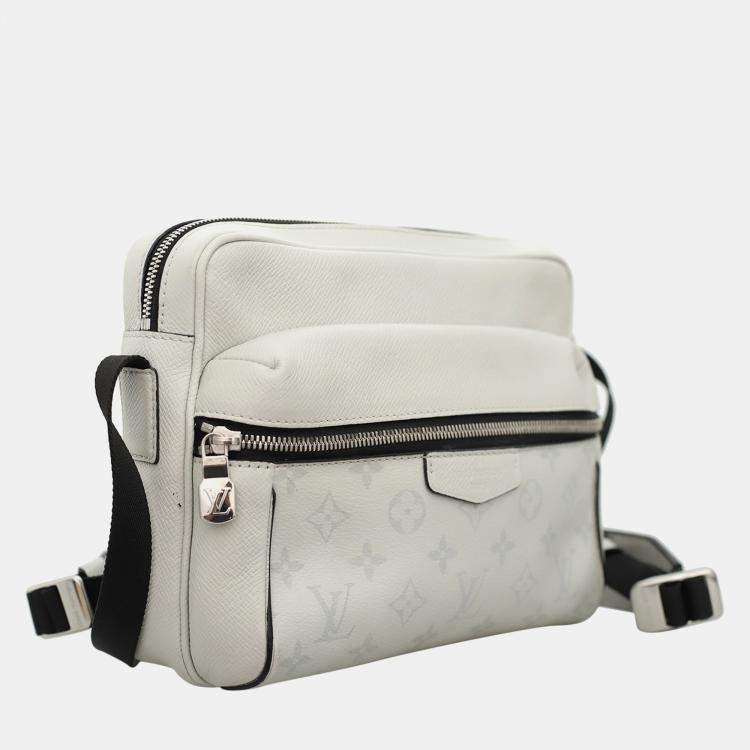 Pre Owned Louis Vuitton White & Grey Coated Canvas Antarctica Monogram Outdoor PM Messenger Bag