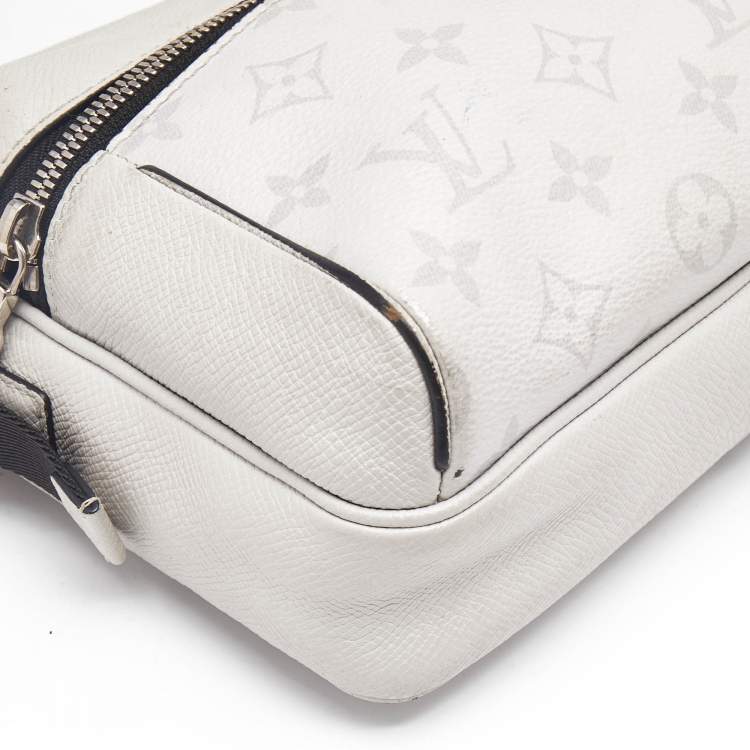 Pre Owned Louis Vuitton Antarctica Taigarama Monogram Outdoor Messenger PM Bag
