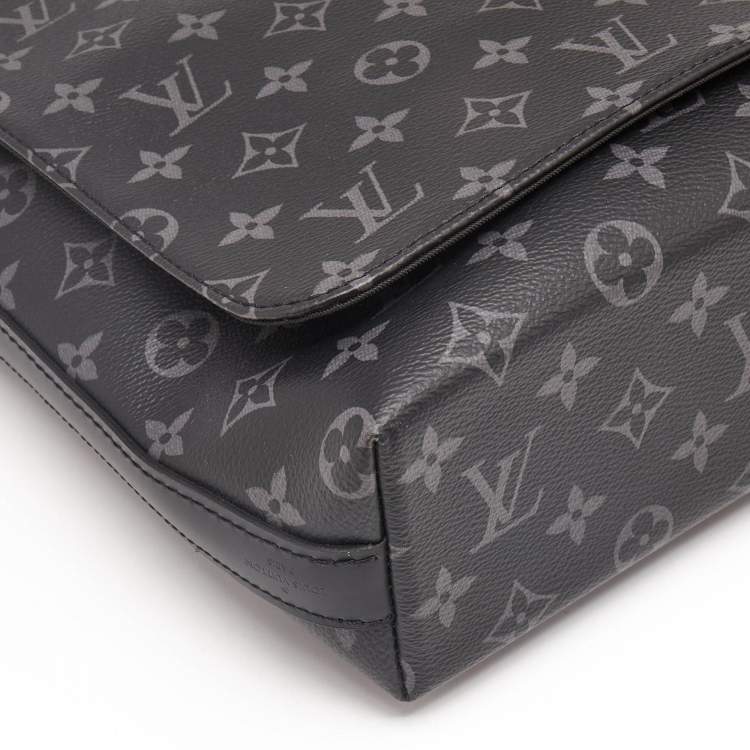 Pre Owned Louis Vuitton Monogram Eclipse Canvas District Bag