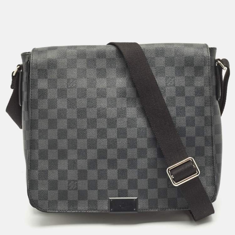Pre Owned Louis Vuitton Damier Ebene Canvas District MM Bag