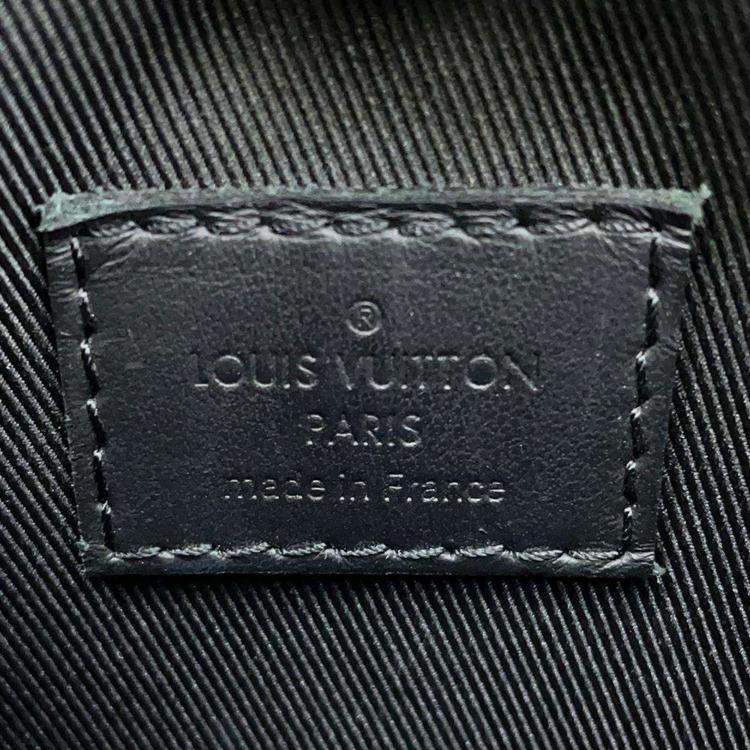 Pre Owned Louis Vuitton Black Monogram Taurillon Leather S-Padlock Vertical Wearable Wallet