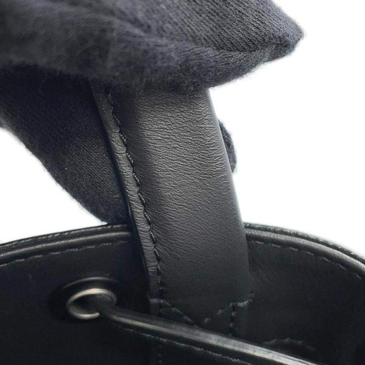 Pre Owned Louis Vuitton Noir Monogram Eclipse Maxi Noe Sling