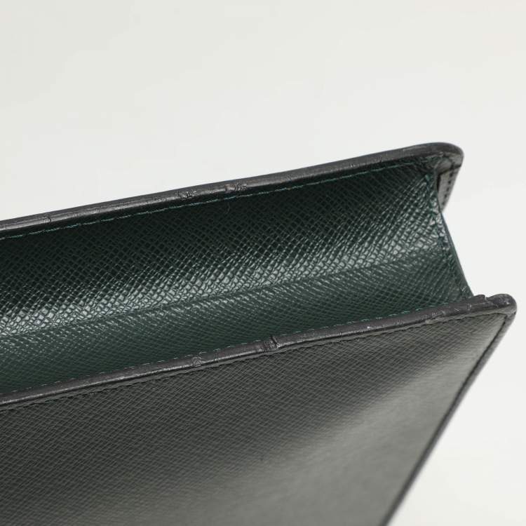 Pre Owned Louis Vuitton Episea Taiga Leather Serviette Kourad Briefcase