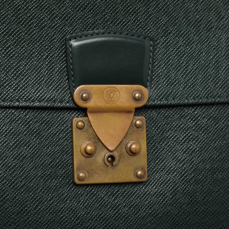 Pre Owned Louis Vuitton Episea Taiga Leather Serviette Kourad Briefcase