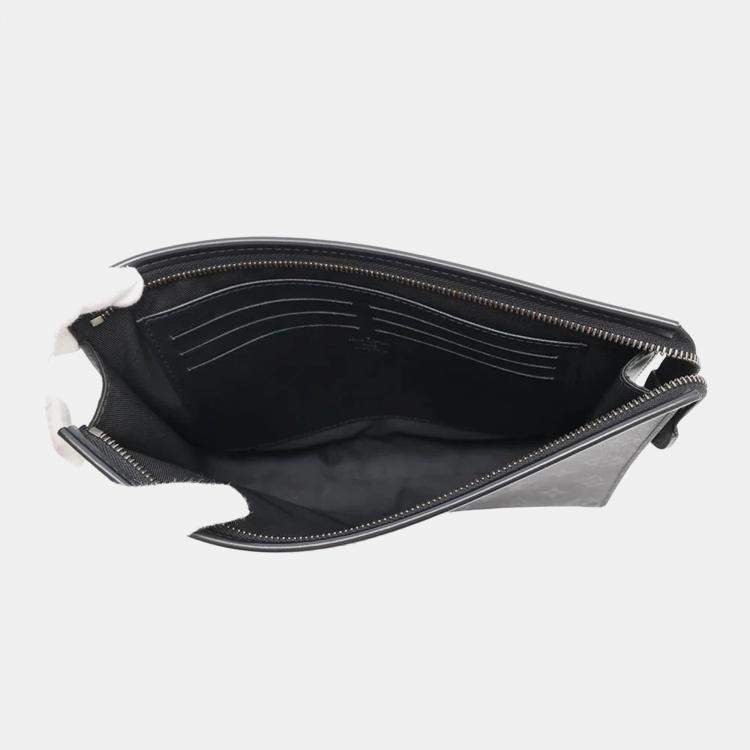 Pre Owned Louis Vuitton Pochette Voyage Noir Monogram Eclipse Size Mm