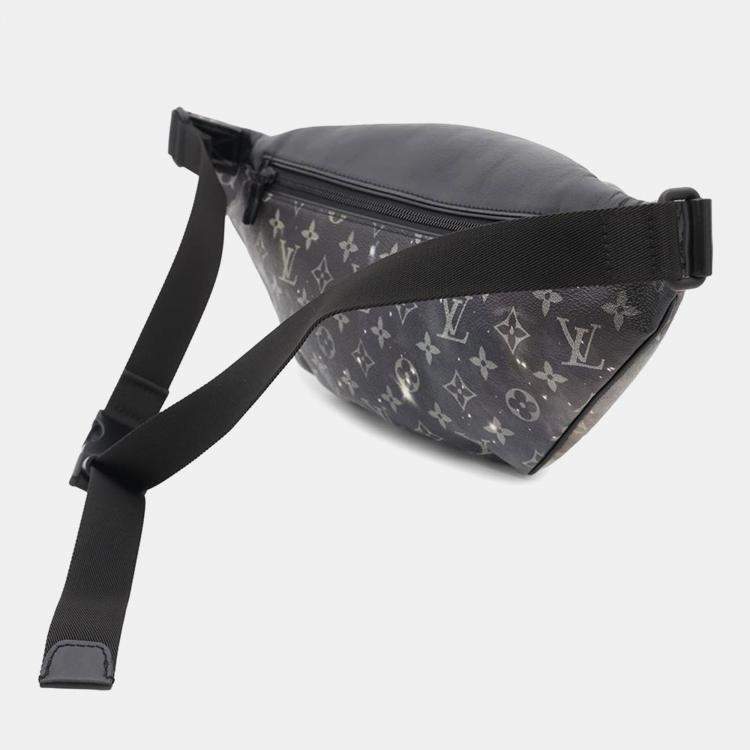 Pre Owned Louis Vuitton Discovery Bumbag Noir Monogram / Galaxy