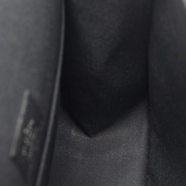 Pre Owned Louis Vuitton Black Taiga Leather Andrei Messenger Bag