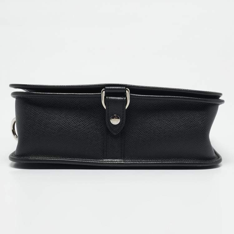 Pre Owned Louis Vuitton Black Taiga Leather Andrei Messenger Bag