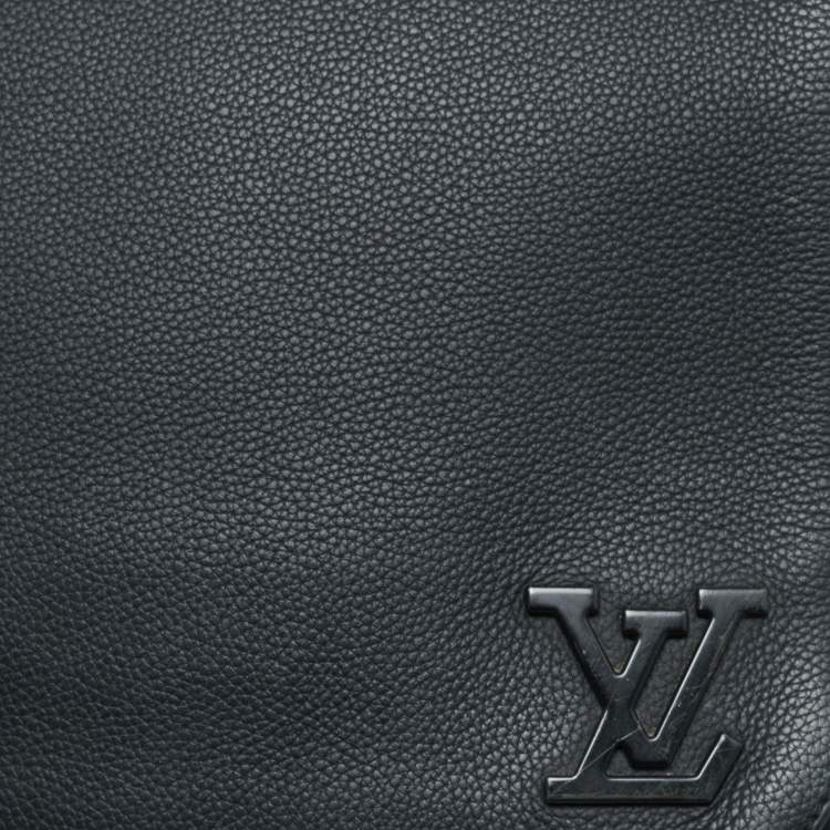 Pre Owned Louis Vuitton Black Aerogram Leather Takeoff Messenger Bag